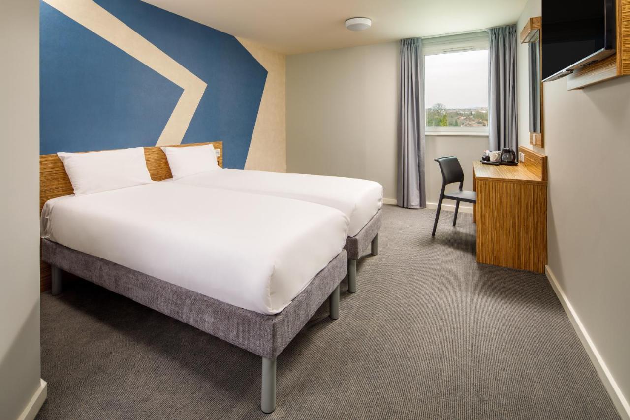 Ibis Budget London Heathrow Central Hounslow Esterno foto